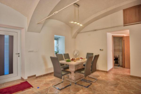  Apartment Pod velbi  Любляна
